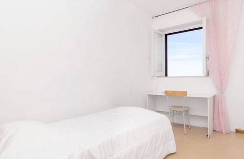 Termini Apartment | Lovely apartment for 5 people with WIFI, A/C, terrace and parking