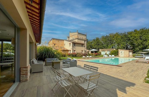 Urbisaglia Villa | Villa Torre Anna: Elegance & Private Swimming Pool