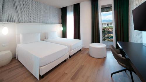 Holiday Inn Nola Naples Vulcano Buono Ihg Hotel 